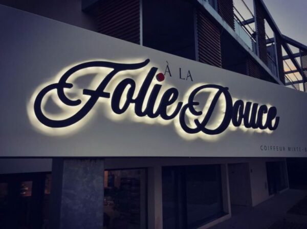 enseigne a personnaliser